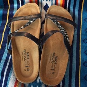 NEW never used Naot sandals black straps Nice!